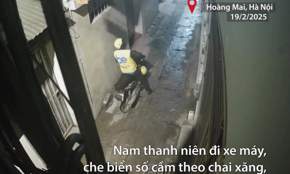  Truy tìm đối tượng mang xăng phóng hỏa nhà dân ở Hà Nội